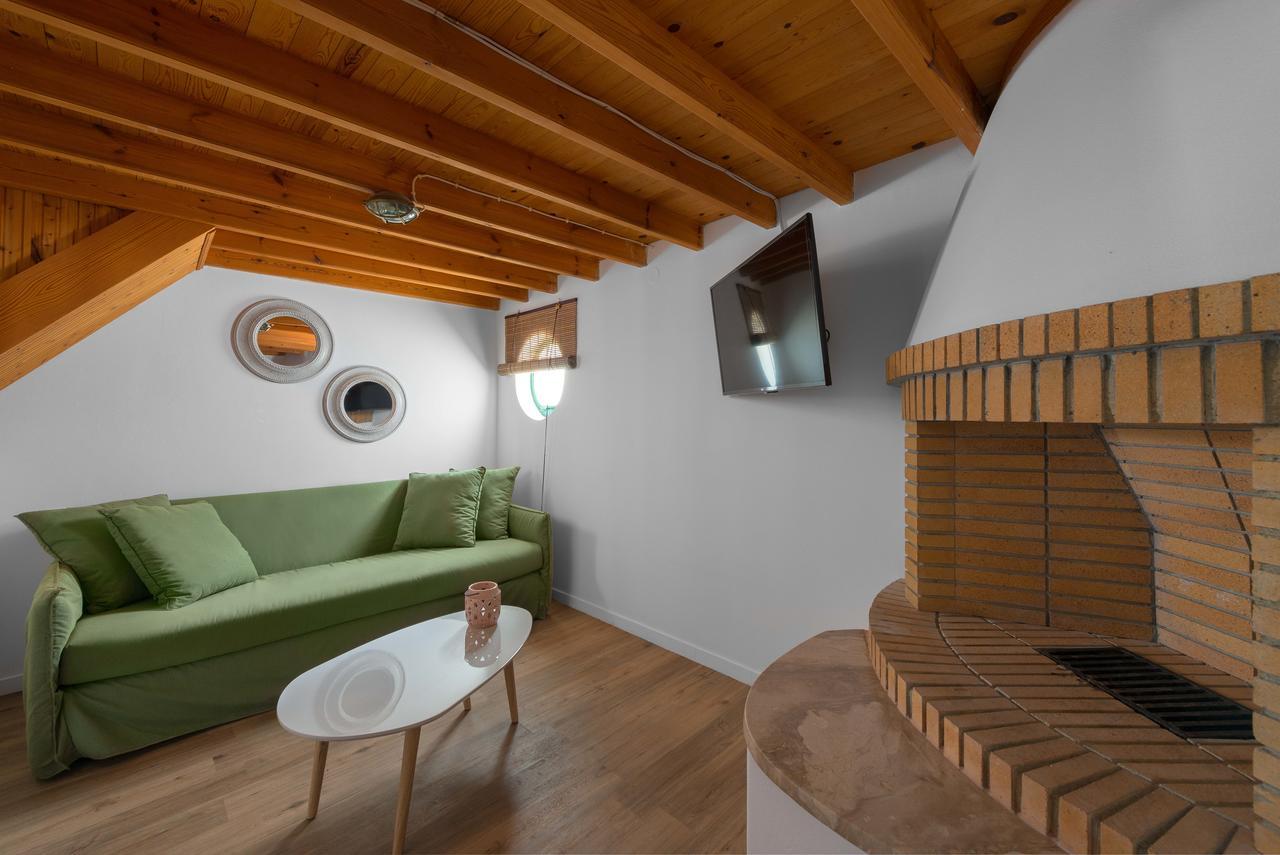 Pefki  Milos Villas Complex מראה חיצוני תמונה